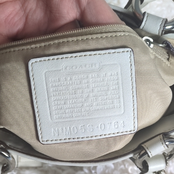 Coach White Leather Shoulder Bag with Silver Accents - Picture 7 of 13